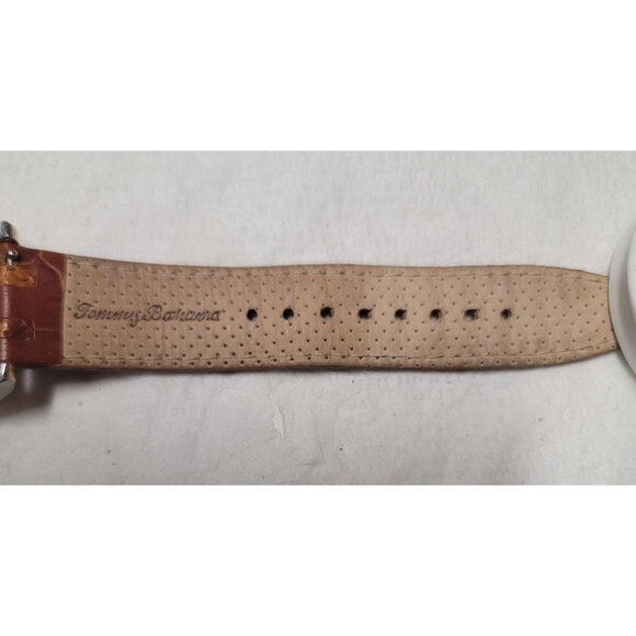 Vintage 90's TOMMY BAHAMA Analog gold tone Leather Strap WATCH with New Battery - Picture 11 of 15